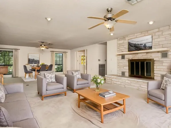 144 Maple St, Fredericksburg, TX 78624