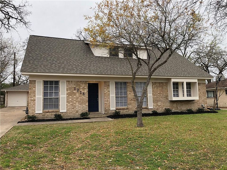 1st image of 1216 Merry Oaks Dr