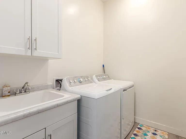 6806 E Orion Dr — Photo 6