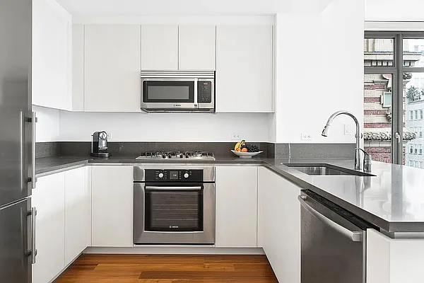 Rented by Corcoran | media 4