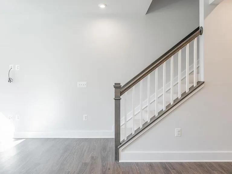 2618 Lassen Walk #A — Photo 11