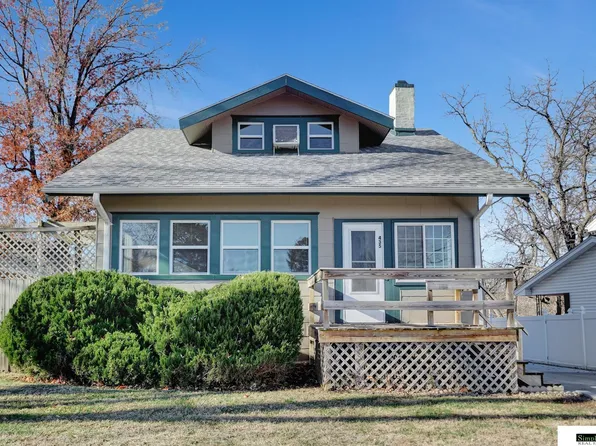 435 S 52nd St, Lincoln, NE 68510