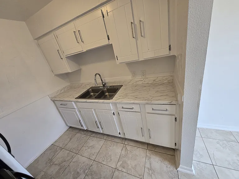 6611 Southpoint St #128 — Photo 9