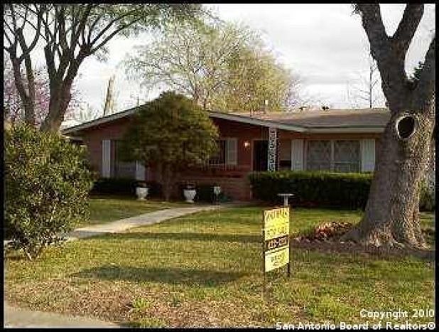 1st image of 234 Chelsea Dr