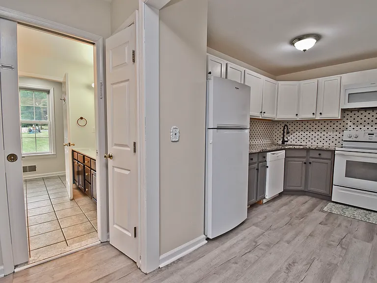 602 Fish Hill Rd — Photo 6