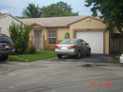 18923 NW 63 Cr, Miami, FL, 33015