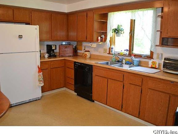 5th image of 5808 Sutton Dr