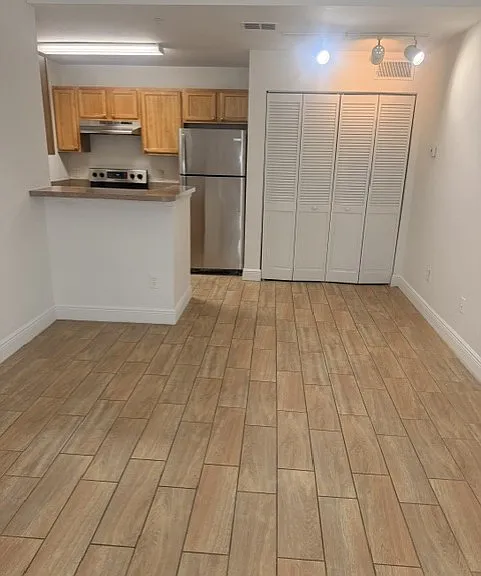 9133 Lee Vista Blvd #508 — Photo 1