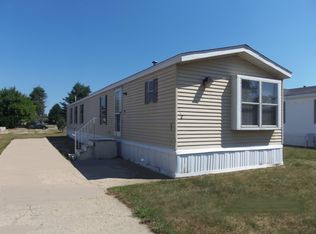 162 Blue Spruce Ln, Flint, MI 48506