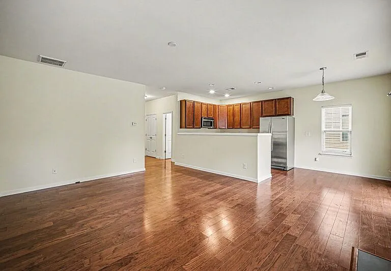 10405 Bunclody Dr — Photo 2