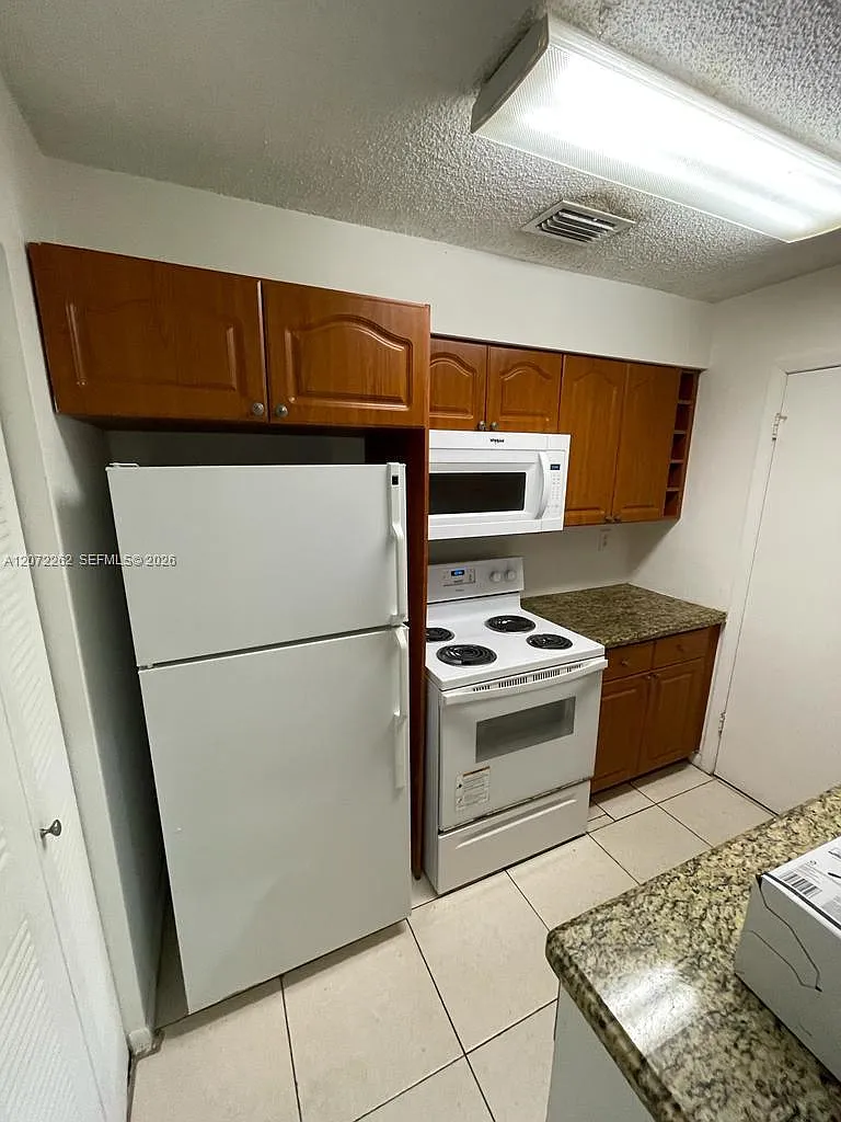 17515 NW 67th Ct — Photo 2
