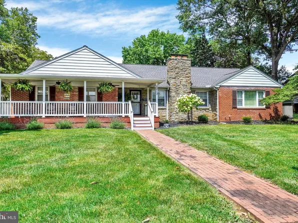 2213 Eastern Blvd, York, PA 17402