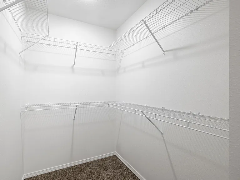 1001 Abbey Ave — Photo 9