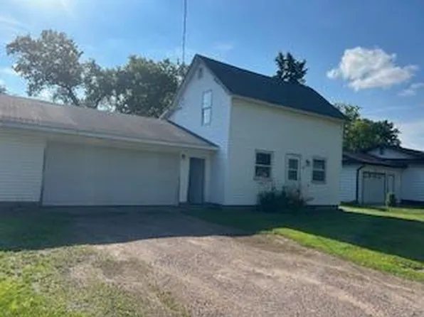 310 S 2nd St, Cameron, WI 54822