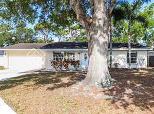 2092 59th Way N, Clearwater, FL 33760