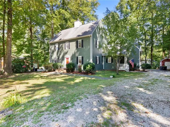 147 Country Club Dr, Williamsburg, VA 23188