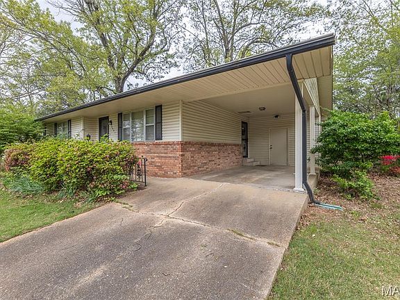 4th image of 2601 Holly Hills Dr