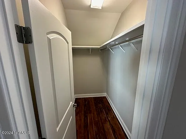206 Brookwood Park Ct — Photo 9