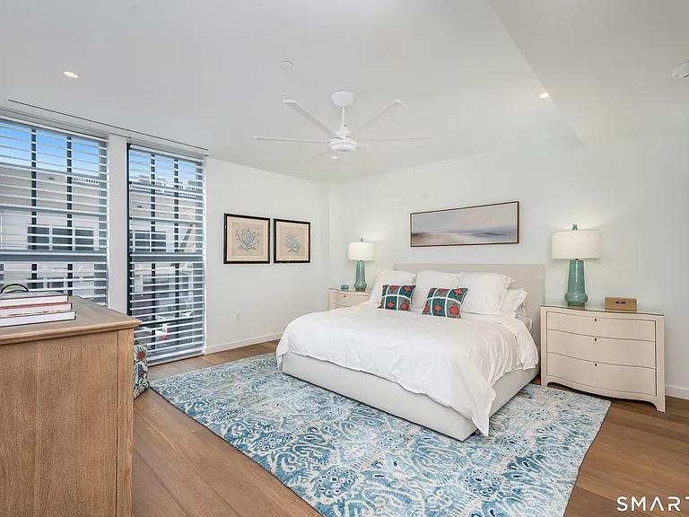 111 Rowayton Ave #201 — Photo 16