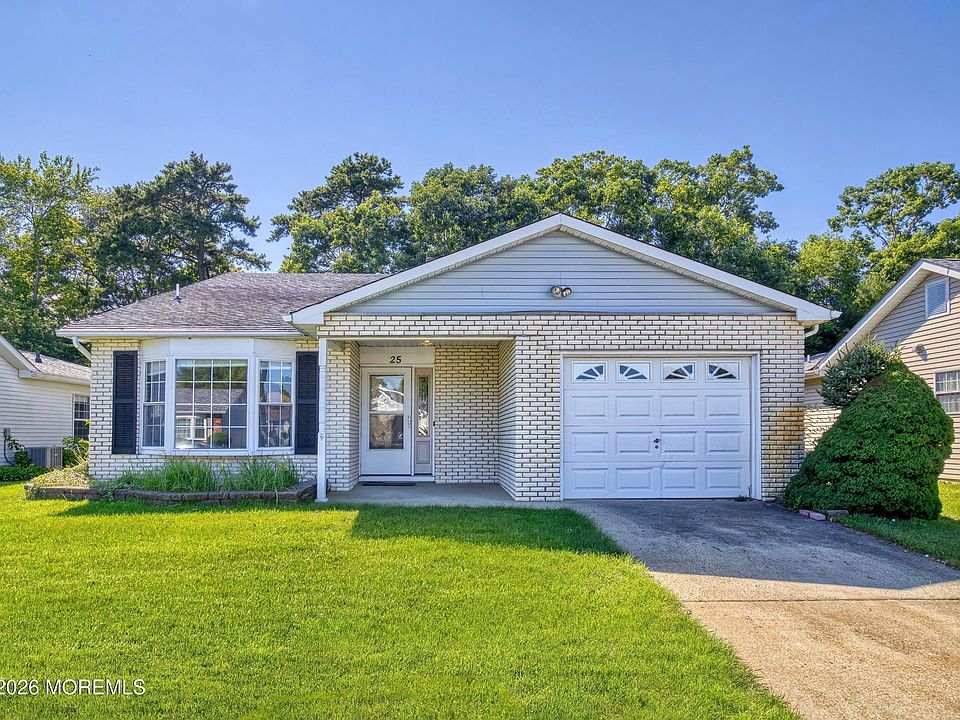 1st image of 25 Rainier Drive
