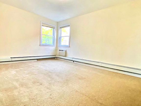 5th image of 43-05 165th St Floor 2