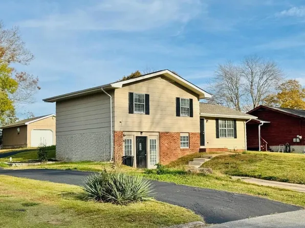 113 Hatlin Dr, Soddy Daisy, TN 37379
