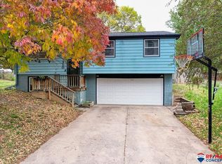 310 Hudkins Rd, Malcolm, NE 68402