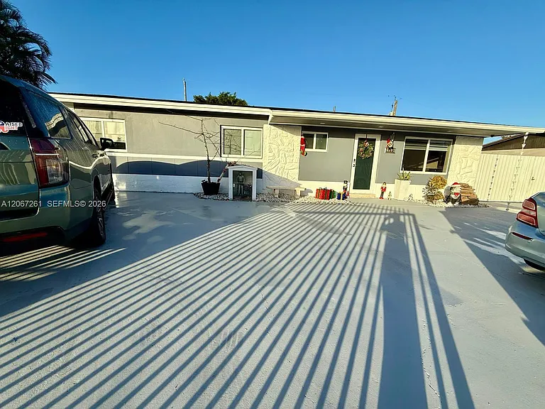 6202 SW 107th Ave — Photo 39