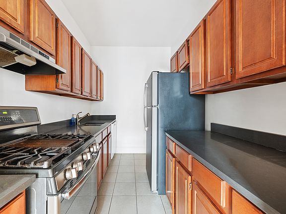4th image of 45-02 Ditmars Blvd #238