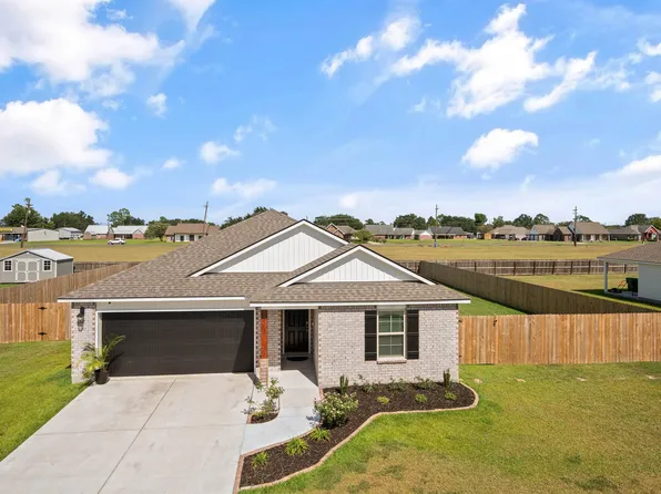 23053 Planters Dr, Vacherie, LA 70090
