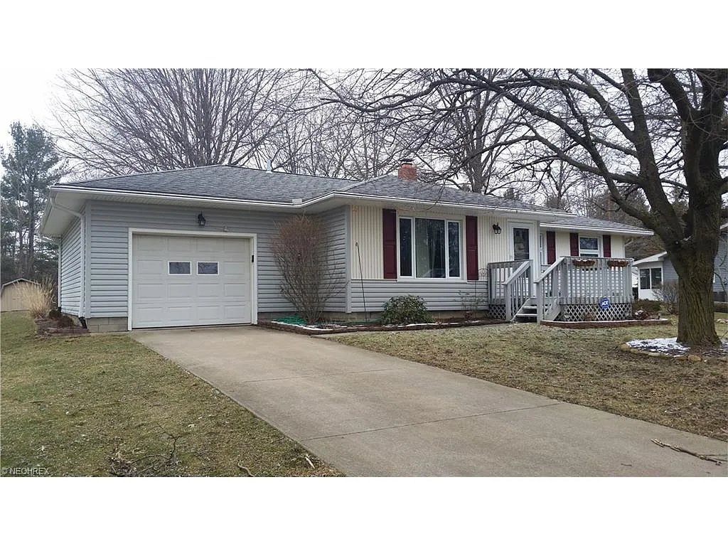 1558 S Plainview Dr photo 1