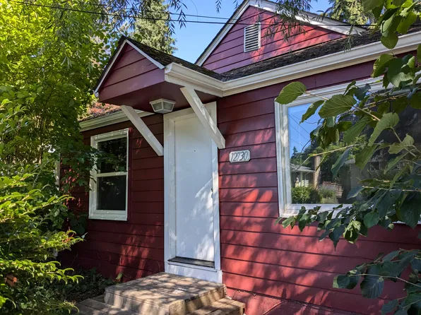 12730 17th Ave NE, Seattle, WA 98125