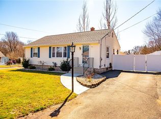 24 Parkview Rd, Wallingford, CT 06492