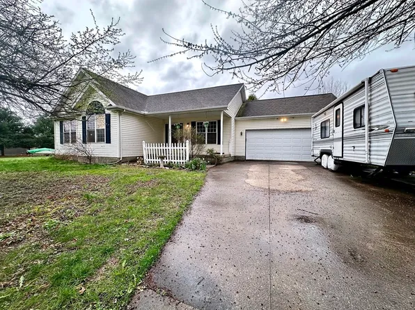 6920 Antolik Rd, Girard, PA 16417