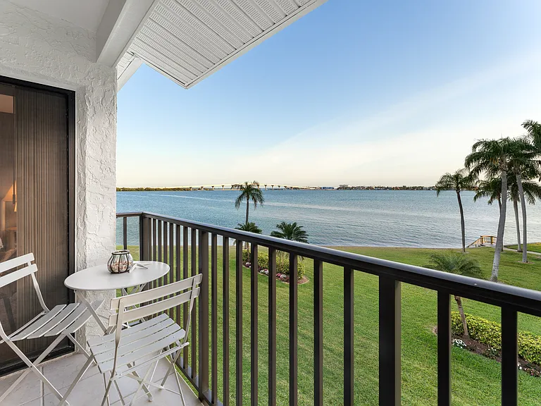 6287 Bahia Del Mar Cir #312 — Photo 31