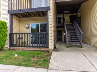4 Red Oak Ln #169, Tuckerton, NJ 08087