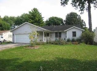 18 Guilford Rd, Montgomery, IL 60538