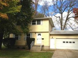 722 Remington Dr, North Tonawanda, NY 14120