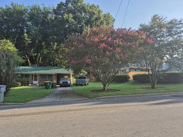 4315 Rolling Hill Dr, Charlotte, NC 28213