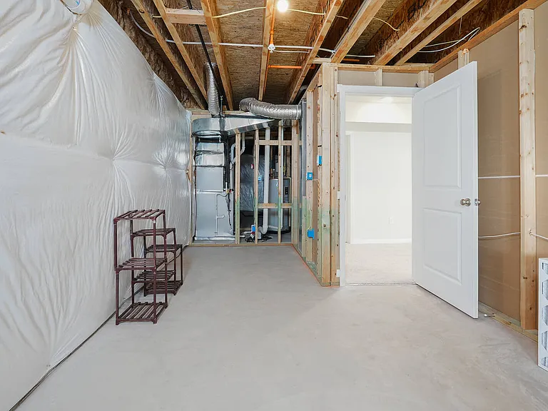 2085 Pomona Way — Photo 13
