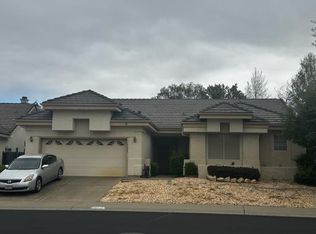 7905 Wymark Dr, Elk Grove, CA 95758