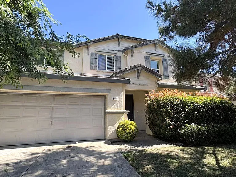 11557 Marissa Way — Photo 2