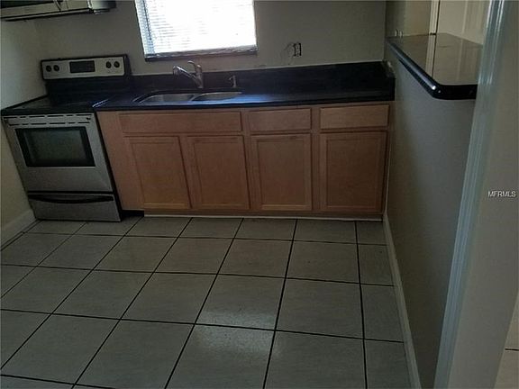 5th image of 2903 Paine Ln