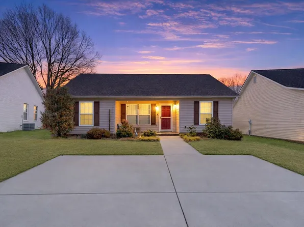 345 Bishop Hicks Ct, Inman, SC 29349