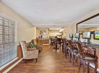 6259 Westheimer Rd #304, Houston, TX 77057