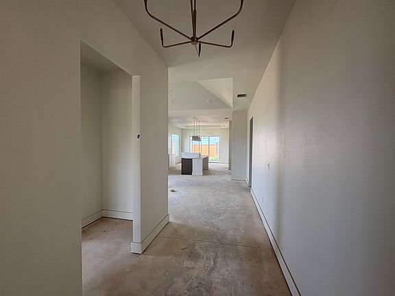 4th image of 7608 52nd St