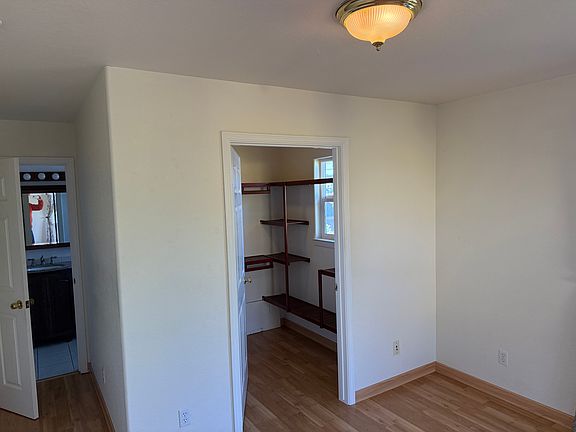 3rd image of 158 National St