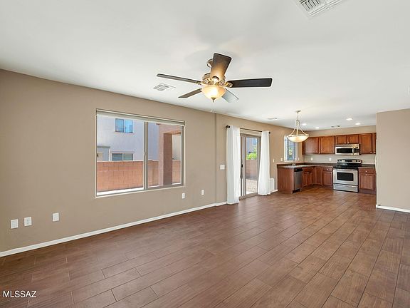 5th image of 6034 S Hawks Hollow Ct