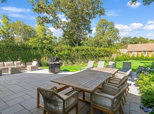 126 Narrow Ln, Bridgehampton, NY 11932