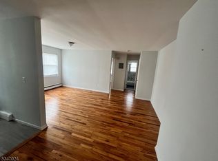 213 S 2nd St, Elizabethport, NJ 07206